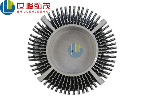 鋁型材散熱器的優點及安裝注意事項